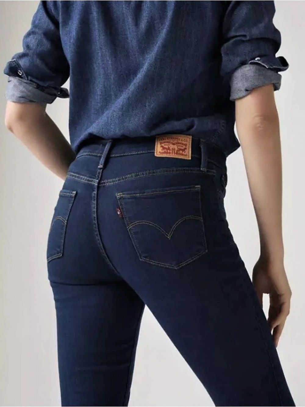 Levi's 315 Shaping Bootcut Jeans